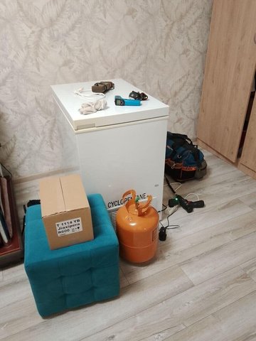 Замена компрессора в морозильнике Shivaki заправка фрионом r600